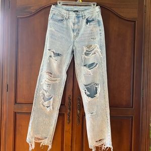 American Eagle 90s boyfriend jeans